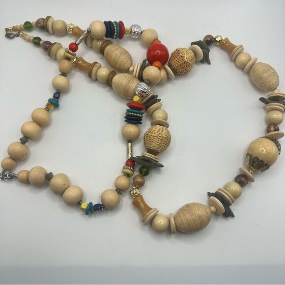 Set of 2 Wooden Beaded Statement Necklaces - Vintage - Picture 2 of 13